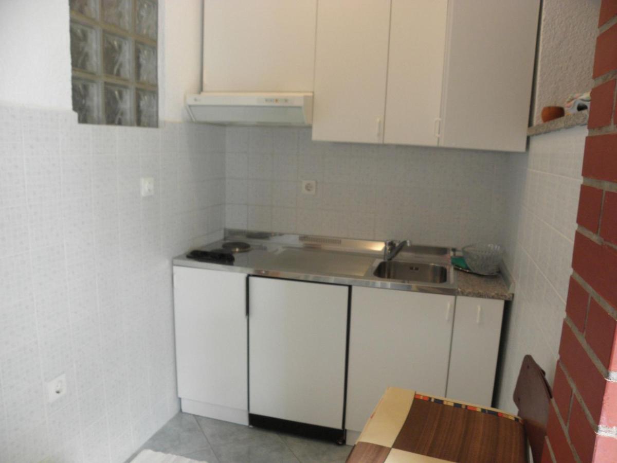 Apartments Neda - 5 M From Sea Lukovo Šugarje エクステリア 写真